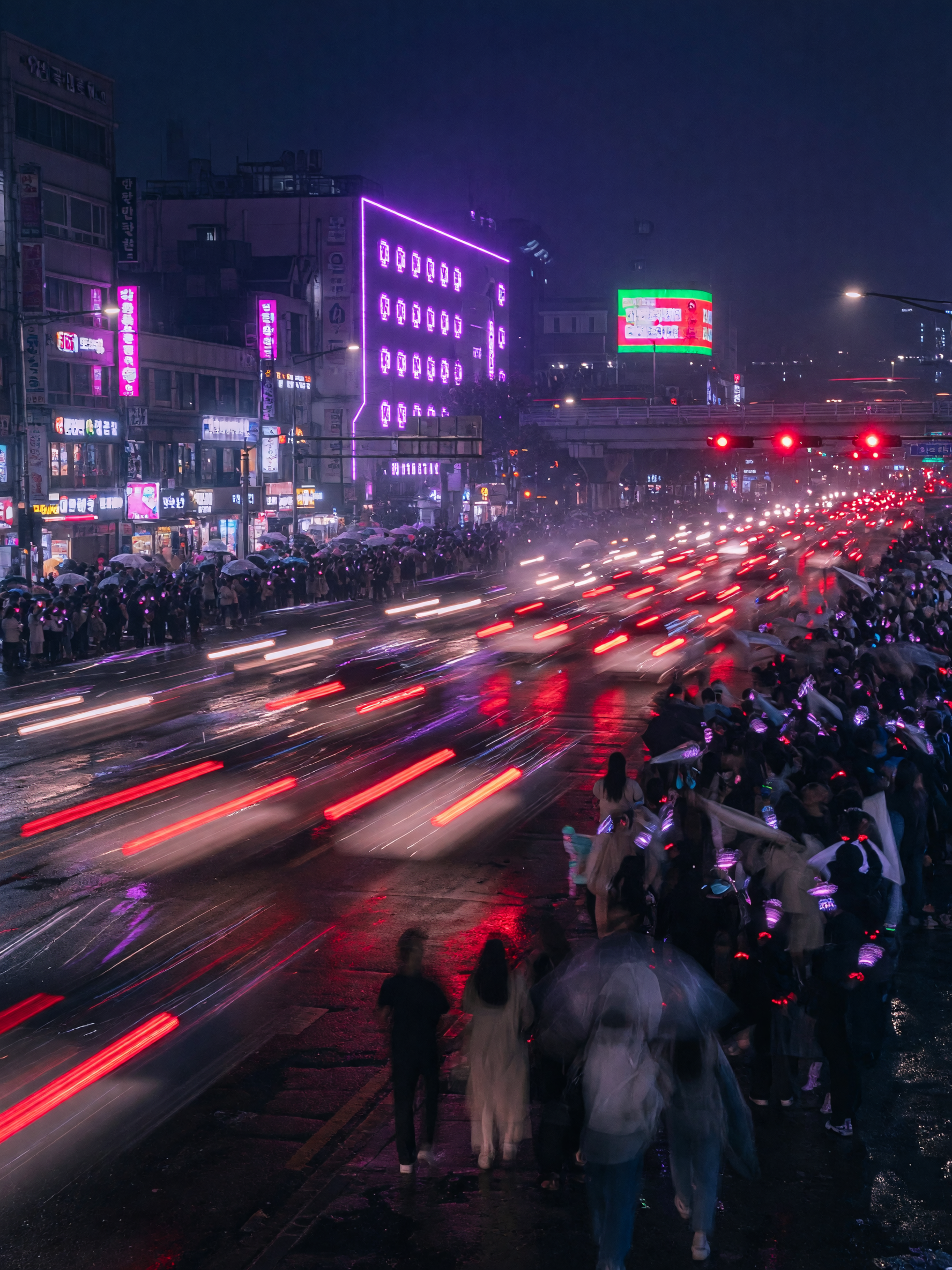 공연 뒤 서울 거리를 그린 이미지